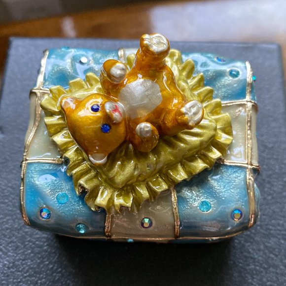 24k Gold Plated Swarovski Crystal Enamel Keepsake - Picture 4 of 4